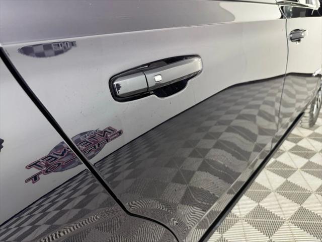 2022 GMC Yukon 4WD AT4