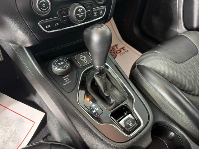 2023 Jeep Cherokee Altitude Lux 4x4