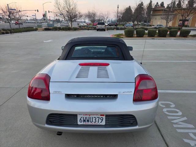2002 Toyota MR2 Spyder Spyder