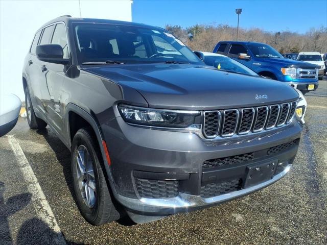 2022 Jeep Grand Cherokee L Laredo 4x4