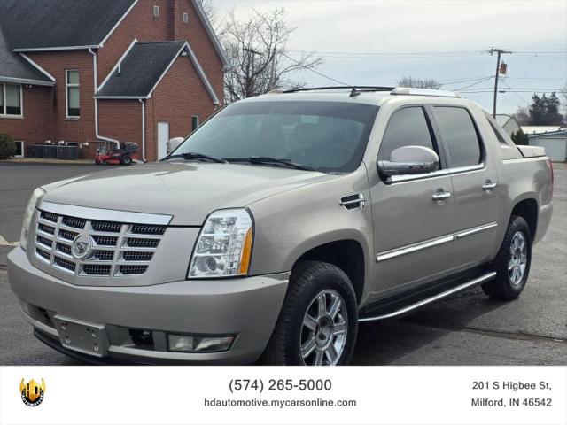 2008 Cadillac Escalade EXT Standard for sale in Milford, IN