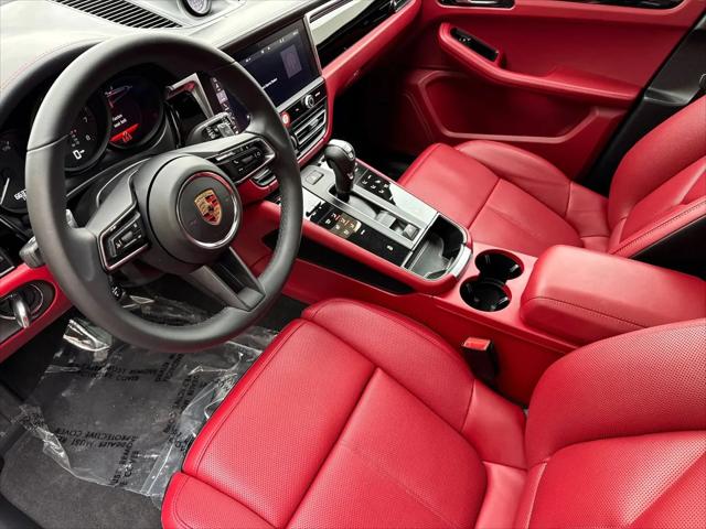 2025 Porsche Macan Macan