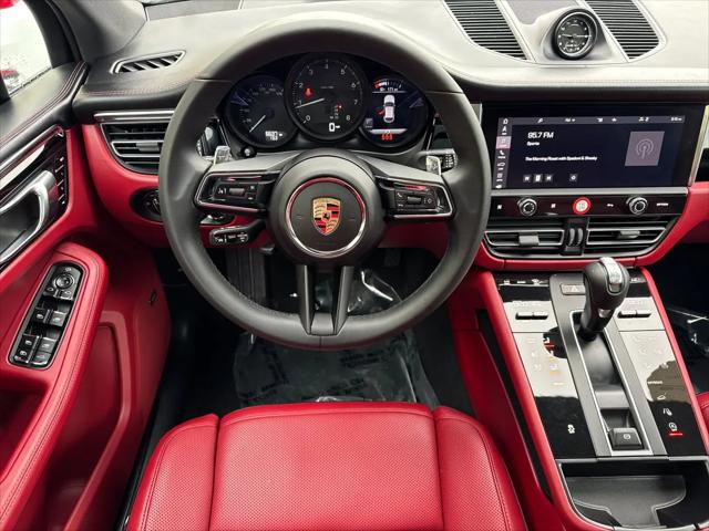 2025 Porsche Macan Macan