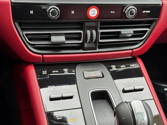 2025 Porsche Macan Macan