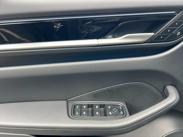 2025 Porsche Macan Electric Macan Electric