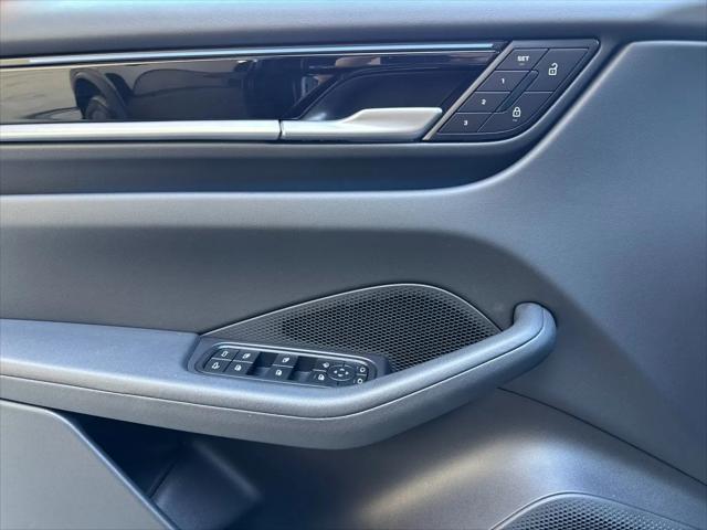 2025 Porsche Macan Electric Macan Electric