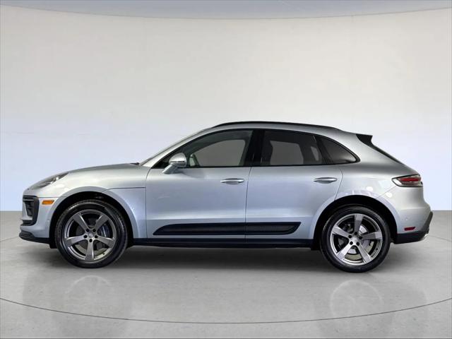2025 Porsche Macan Macan