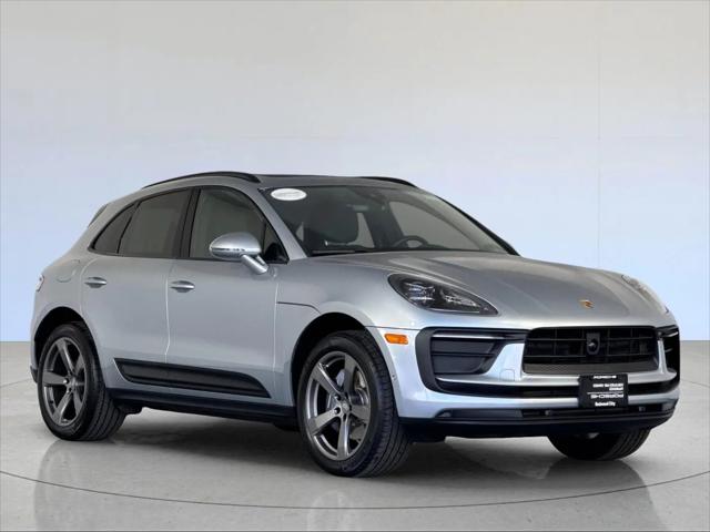 2025 Porsche Macan Macan