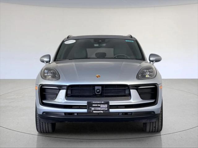 2025 Porsche Macan Macan