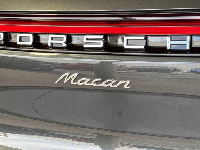 2026 Porsche Macan Macan