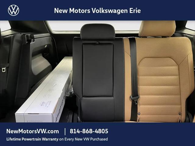 2026 Volkswagen Atlas Cross Sport SEL R-Line Black