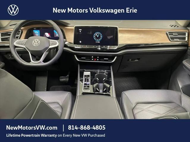 2026 Volkswagen Atlas SE with Technology