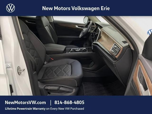 2026 Volkswagen Atlas SE with Technology