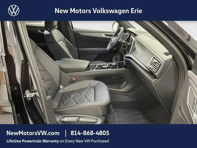 2026 Volkswagen Atlas Cross Sport SE with Technology