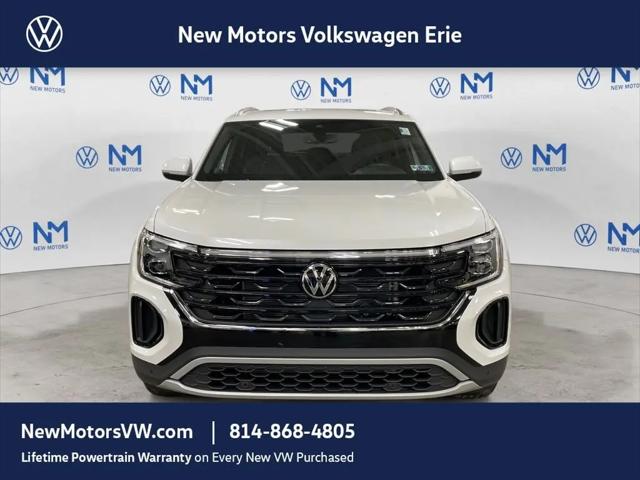 2026 Volkswagen Atlas Cross Sport SE with Technology