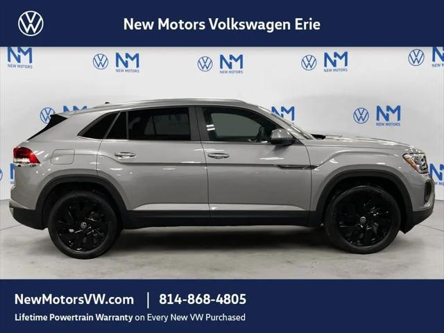 2026 Volkswagen Atlas Cross Sport SE with Technology