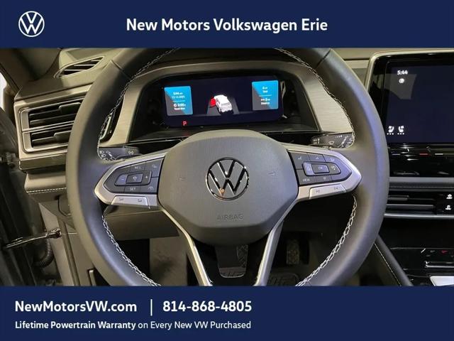 2026 Volkswagen Atlas Cross Sport SE with Technology
