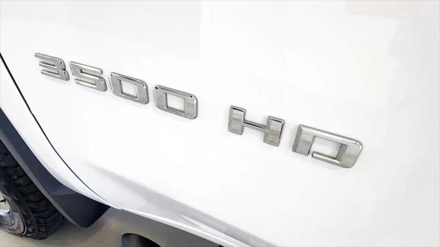 2024 Chevrolet Silverado 3500HD 2WD Crew Cab Standard Bed Work Truck