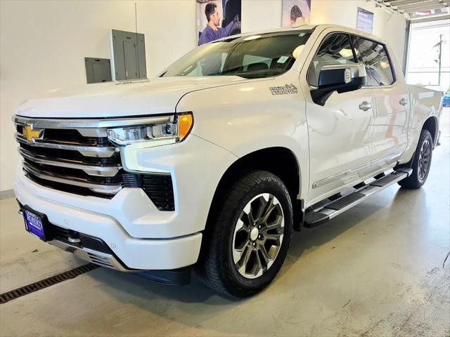 2023 Chevrolet Silverado 1500 4WD Crew Cab Short Bed High Country