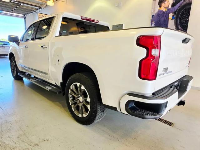 2023 Chevrolet Silverado 1500 4WD Crew Cab Short Bed High Country
