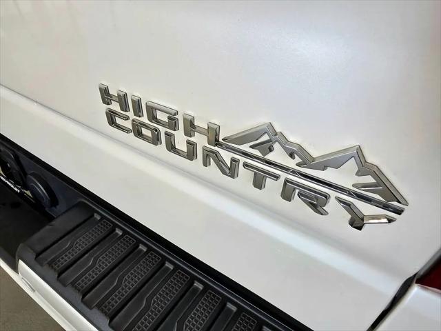 2023 Chevrolet Silverado 1500 4WD Crew Cab Short Bed High Country