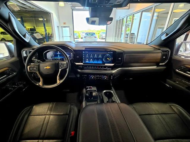 2023 Chevrolet Silverado 1500 4WD Crew Cab Short Bed High Country