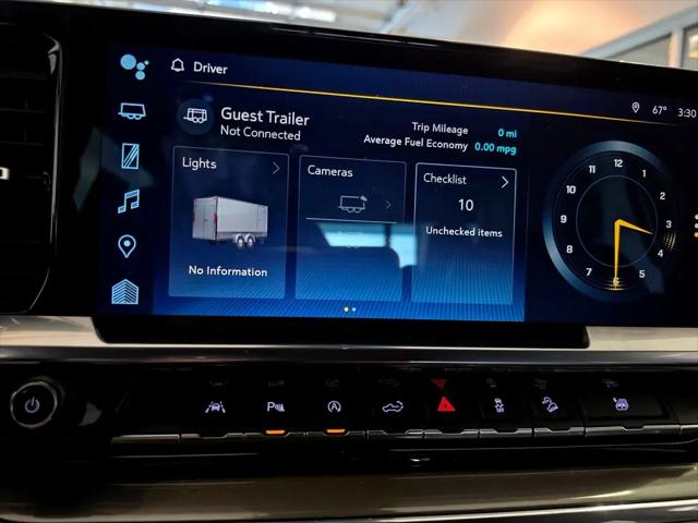 2023 Chevrolet Silverado 1500 4WD Crew Cab Short Bed High Country