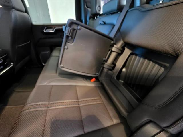2023 Chevrolet Silverado 1500 4WD Crew Cab Short Bed High Country