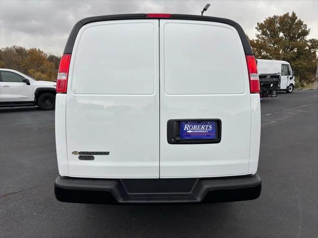 2025 Chevrolet Express Cargo Van RWD 2500 Regular Wheelbase WT