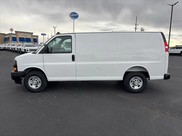 2025 Chevrolet Express Cargo Van RWD 2500 Regular Wheelbase WT