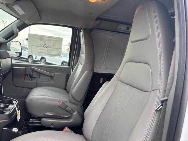 2025 Chevrolet Express Cargo Van RWD 2500 Regular Wheelbase WT