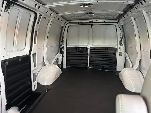 2025 Chevrolet Express Cargo Van RWD 2500 Regular Wheelbase WT