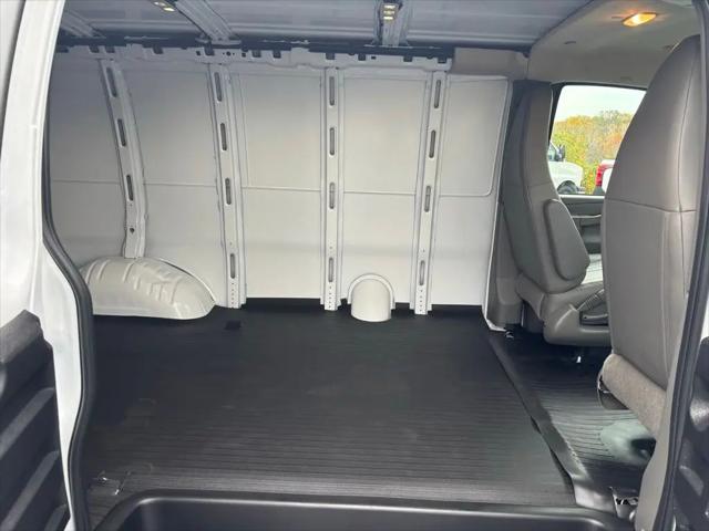 2025 Chevrolet Express Cargo Van RWD 2500 Regular Wheelbase WT