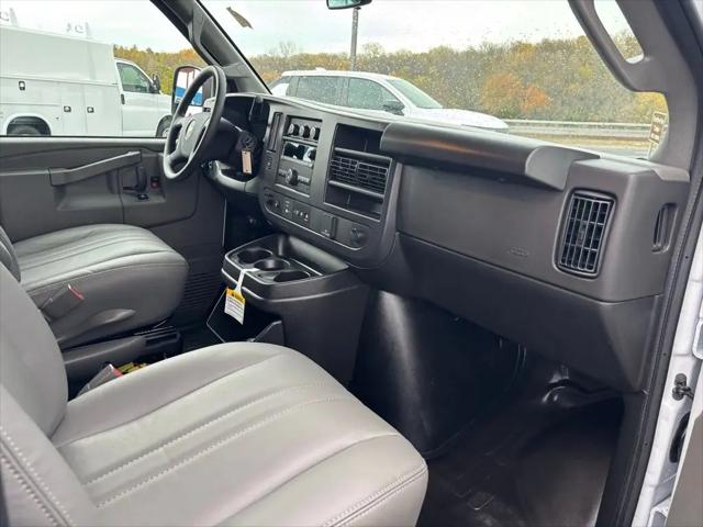 2025 Chevrolet Express Cargo Van RWD 2500 Regular Wheelbase WT