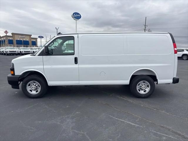 2025 Chevrolet Express Cargo Van RWD 2500 Regular Wheelbase WT