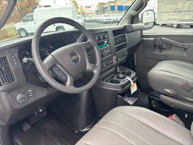 2025 Chevrolet Express Cargo Van RWD 2500 Regular Wheelbase WT