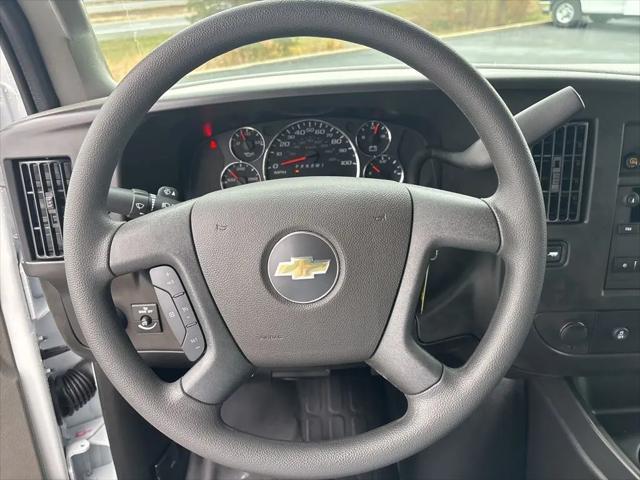 2025 Chevrolet Express Cargo Van RWD 2500 Regular Wheelbase WT