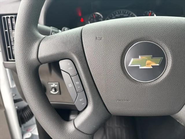 2025 Chevrolet Express Cargo Van RWD 2500 Regular Wheelbase WT
