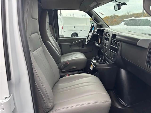 2025 Chevrolet Express Cargo Van RWD 2500 Regular Wheelbase WT