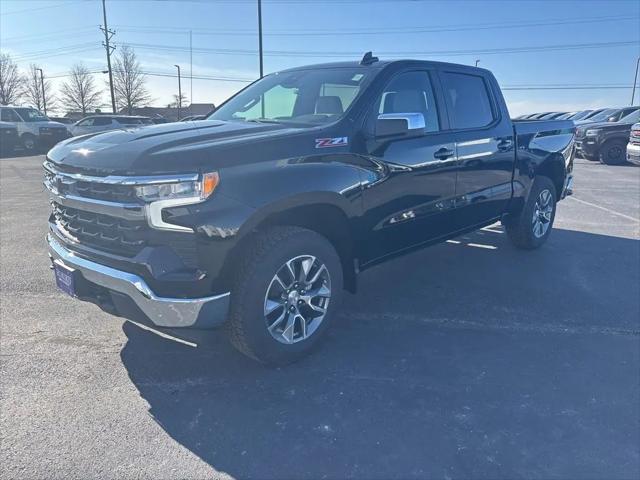 2026 Chevrolet Silverado 1500 4WD Crew Cab Standard Bed LT