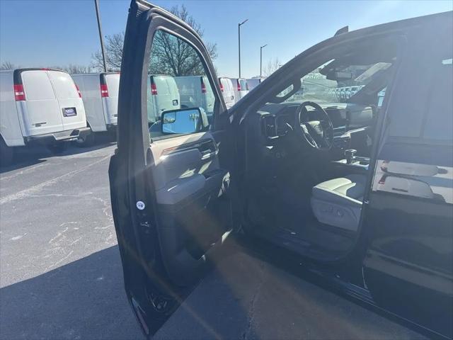 2026 Chevrolet Silverado 1500 4WD Crew Cab Standard Bed LT