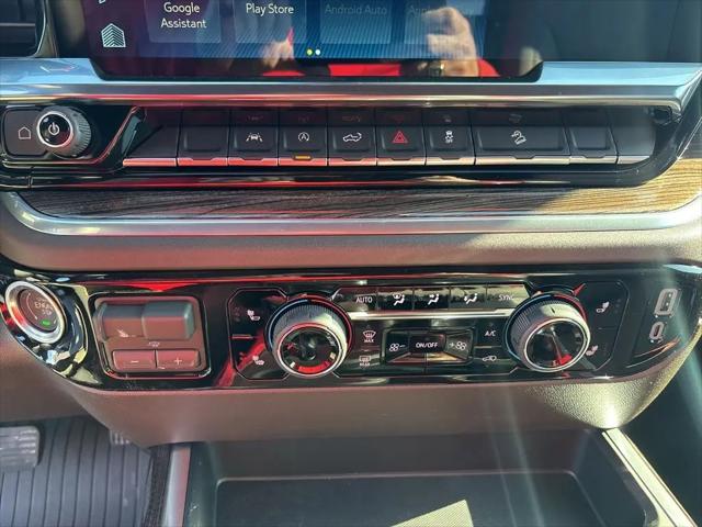 2026 Chevrolet Silverado 1500 4WD Crew Cab Standard Bed LT