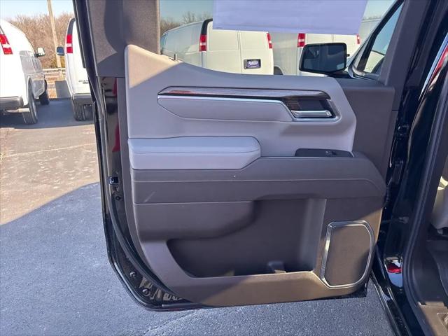 2026 Chevrolet Silverado 1500 4WD Crew Cab Standard Bed LT