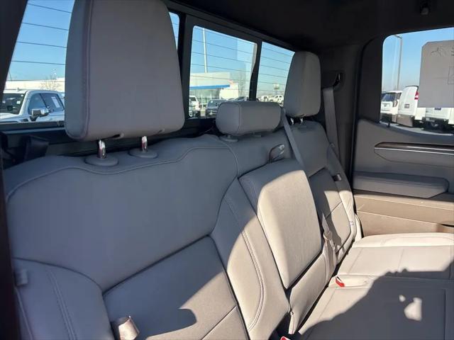 2026 Chevrolet Silverado 1500 4WD Crew Cab Standard Bed LT