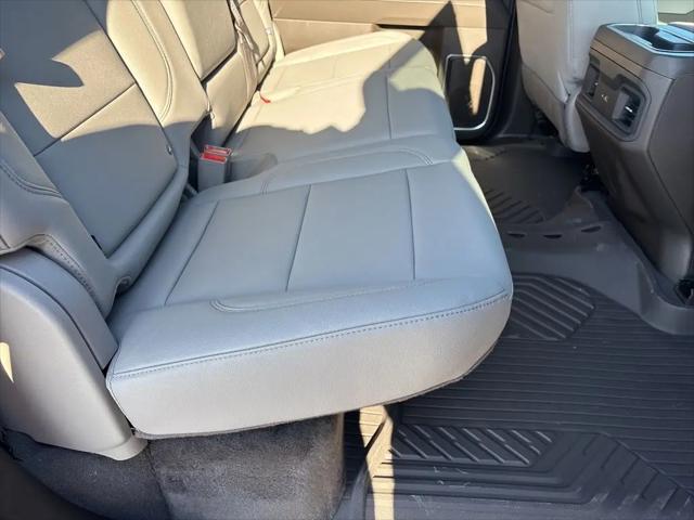 2026 Chevrolet Silverado 1500 4WD Crew Cab Standard Bed LT