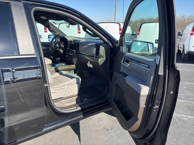 2026 Chevrolet Silverado 1500 4WD Crew Cab Standard Bed LT