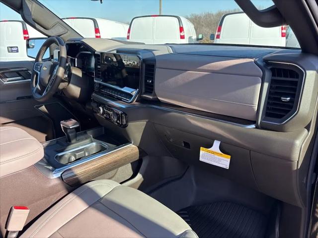 2026 Chevrolet Silverado 1500 4WD Crew Cab Standard Bed LT