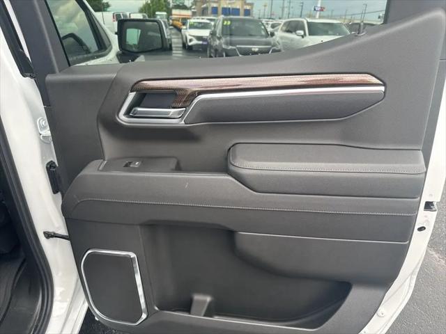 2026 Chevrolet Silverado 1500 4WD Crew Cab Standard Bed LT