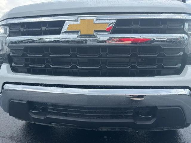2026 Chevrolet Silverado 1500 4WD Crew Cab Standard Bed LT