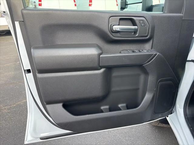 2026 Chevrolet Silverado 2500HD Crew Cab, Long Bed, Custom, 4WD